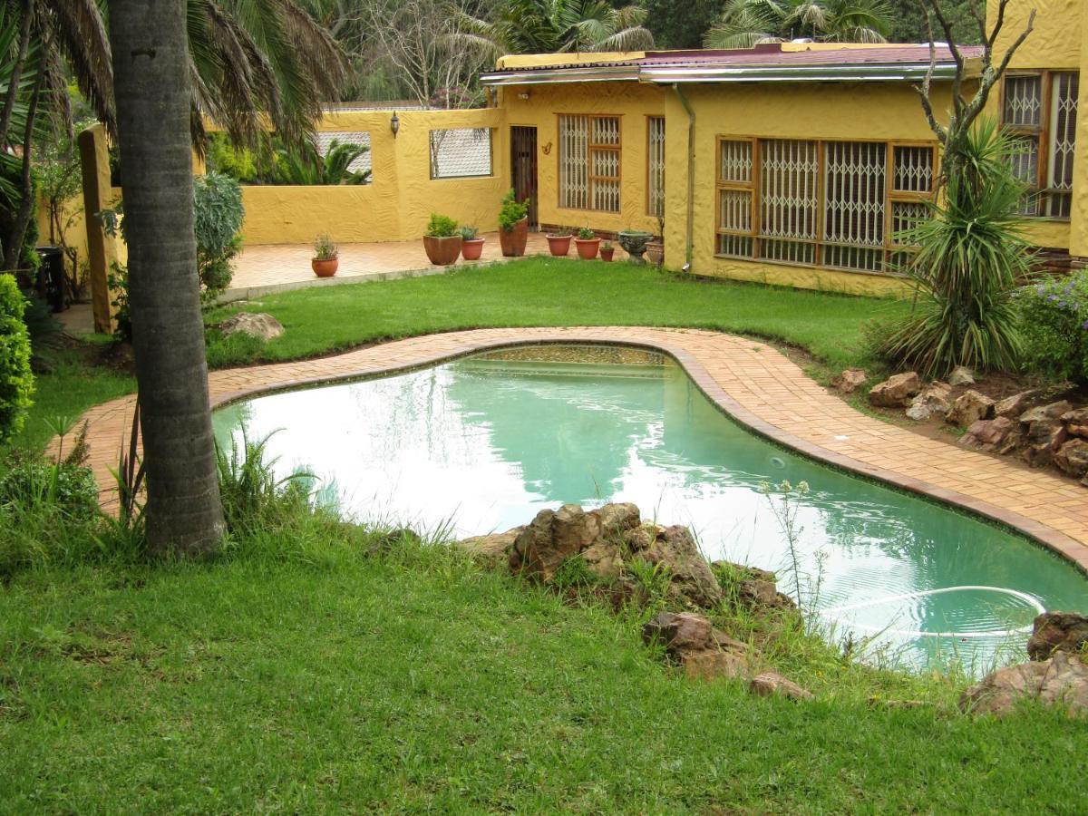 Phomolong Guest House, Westgate, Roodeporte Roodepoort Eksteriør bilde